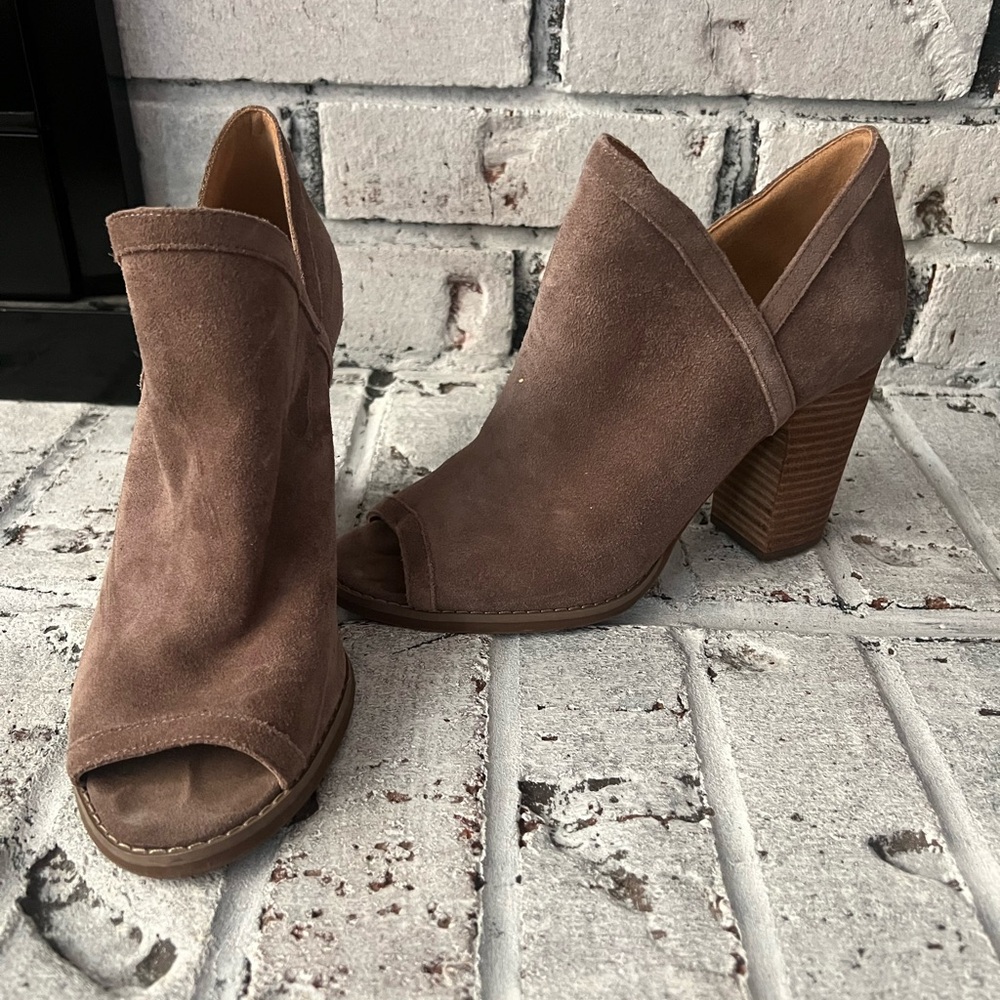 Lucky Brand Brown Suede Peep-Toe Heels